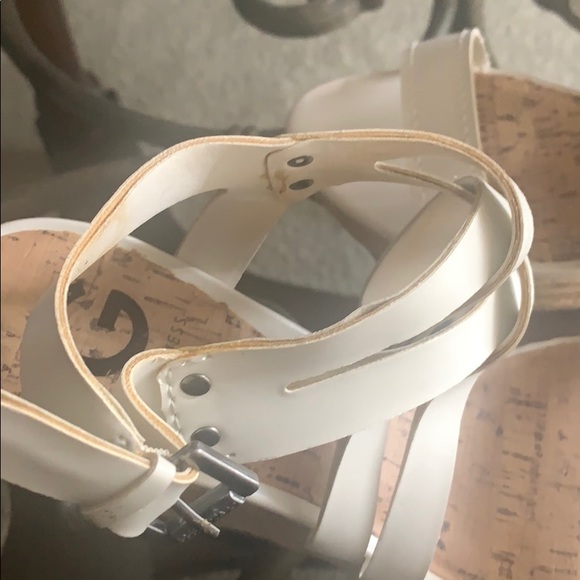 White Guess Wedges - Picture 6 of 8